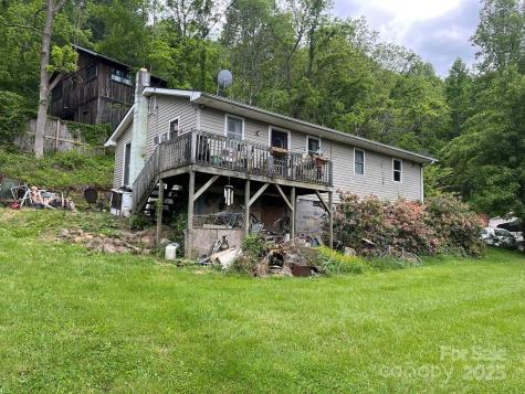 125 Parker Cove Road Weaverville NC 28787