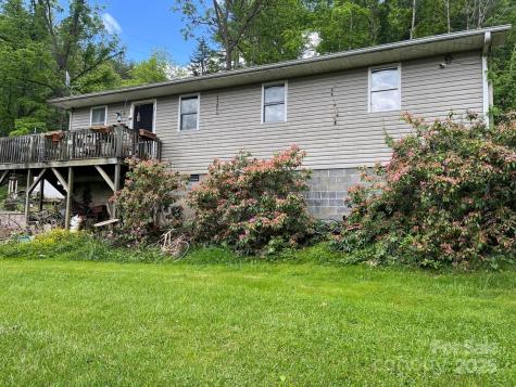 125 Parker Cove Road Weaverville NC 28787