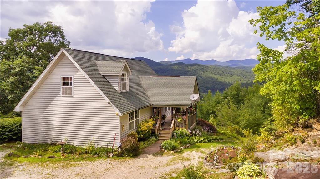 612 Old Home Place Road Tuckasegee NC 28783