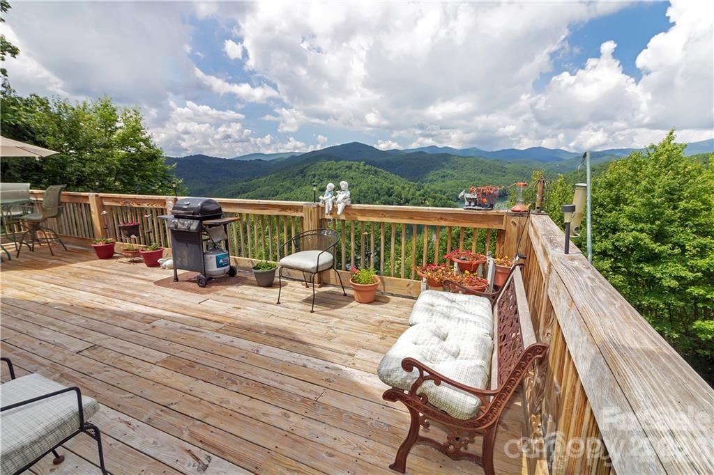 612 Old Home Place Road Tuckasegee NC 28783