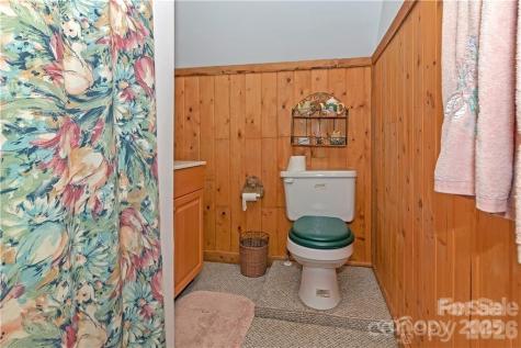 612 Old Home Place Road Tuckasegee NC 28783