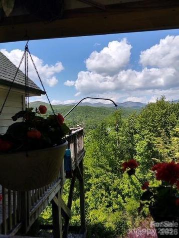 612 Old Home Place Road Tuckasegee NC 28783