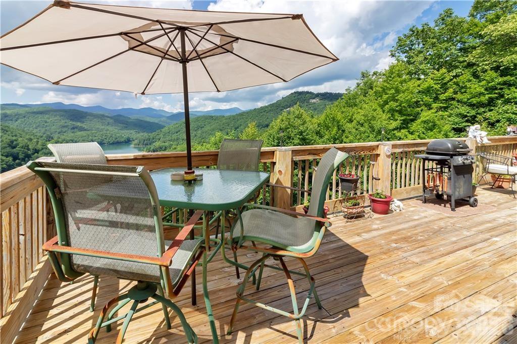 612 Old Home Place Road Tuckasegee NC 28783