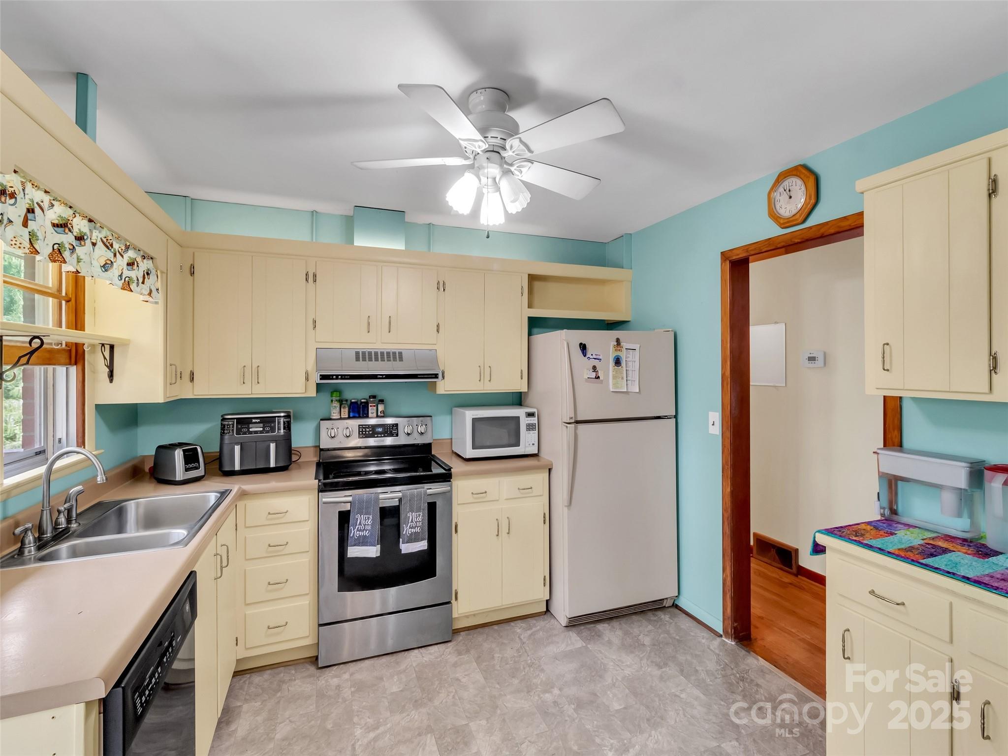 565 Crabtree Mountain Road Canton NC 28716
