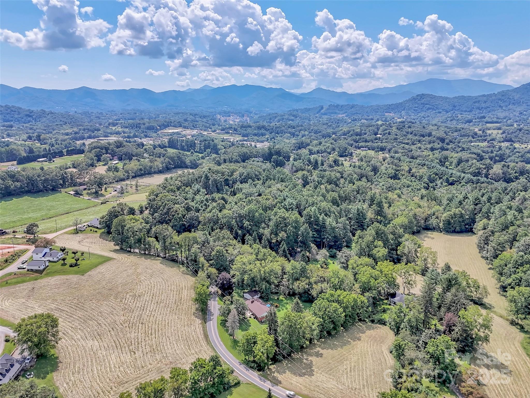 565 Crabtree Mountain Road Canton NC 28716