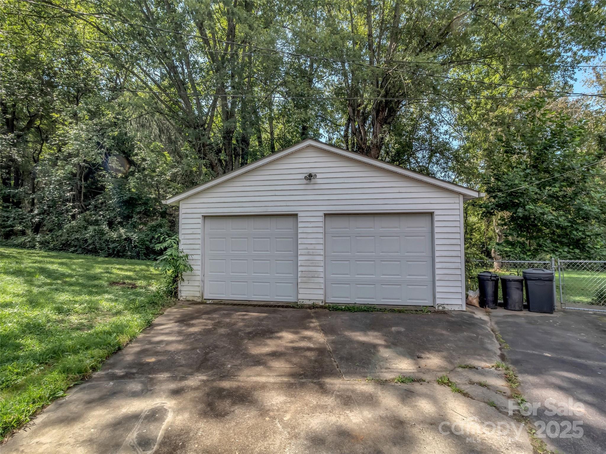 565 Crabtree Mountain Road Canton NC 28716