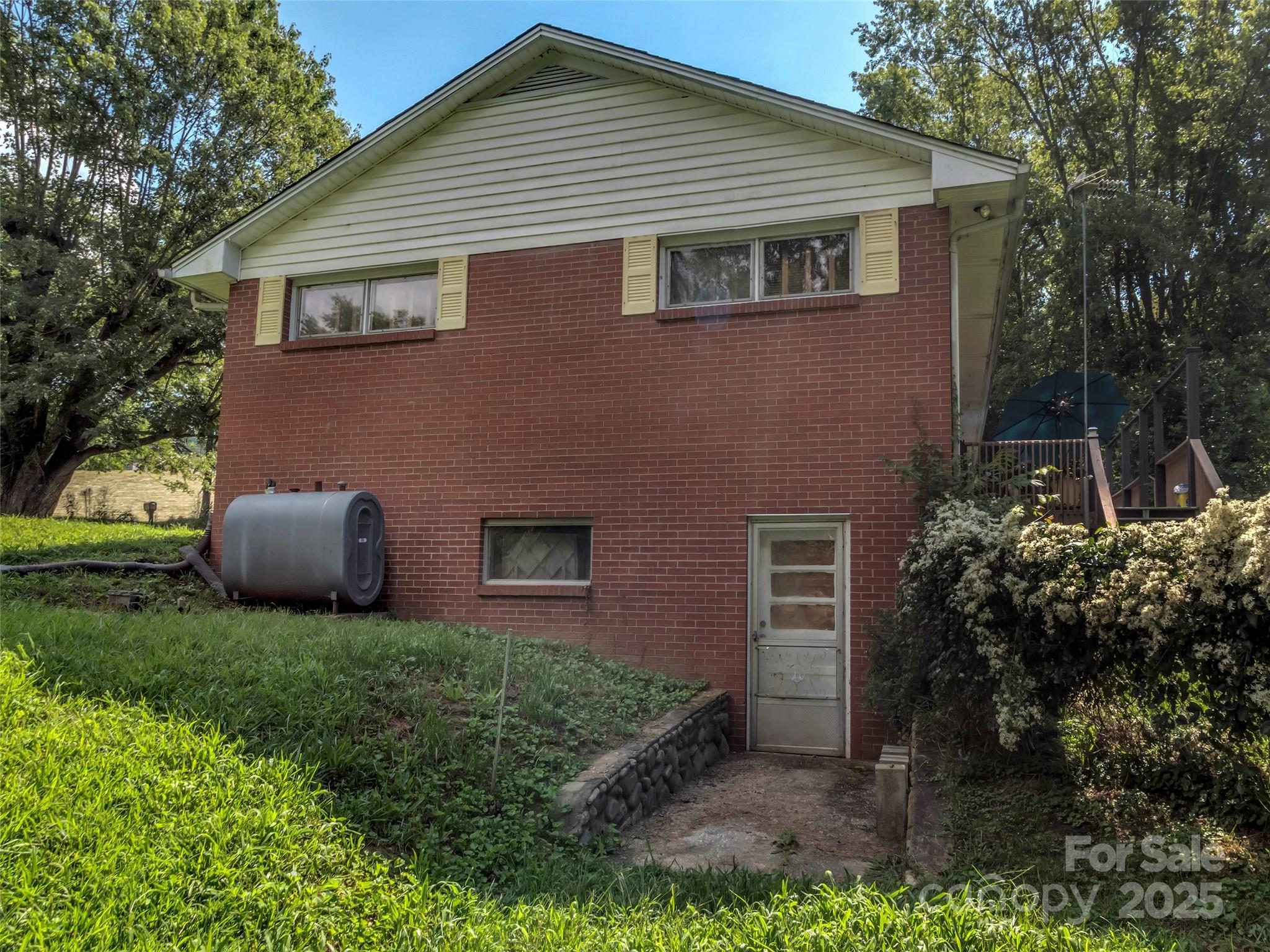 565 Crabtree Mountain Road Canton NC 28716