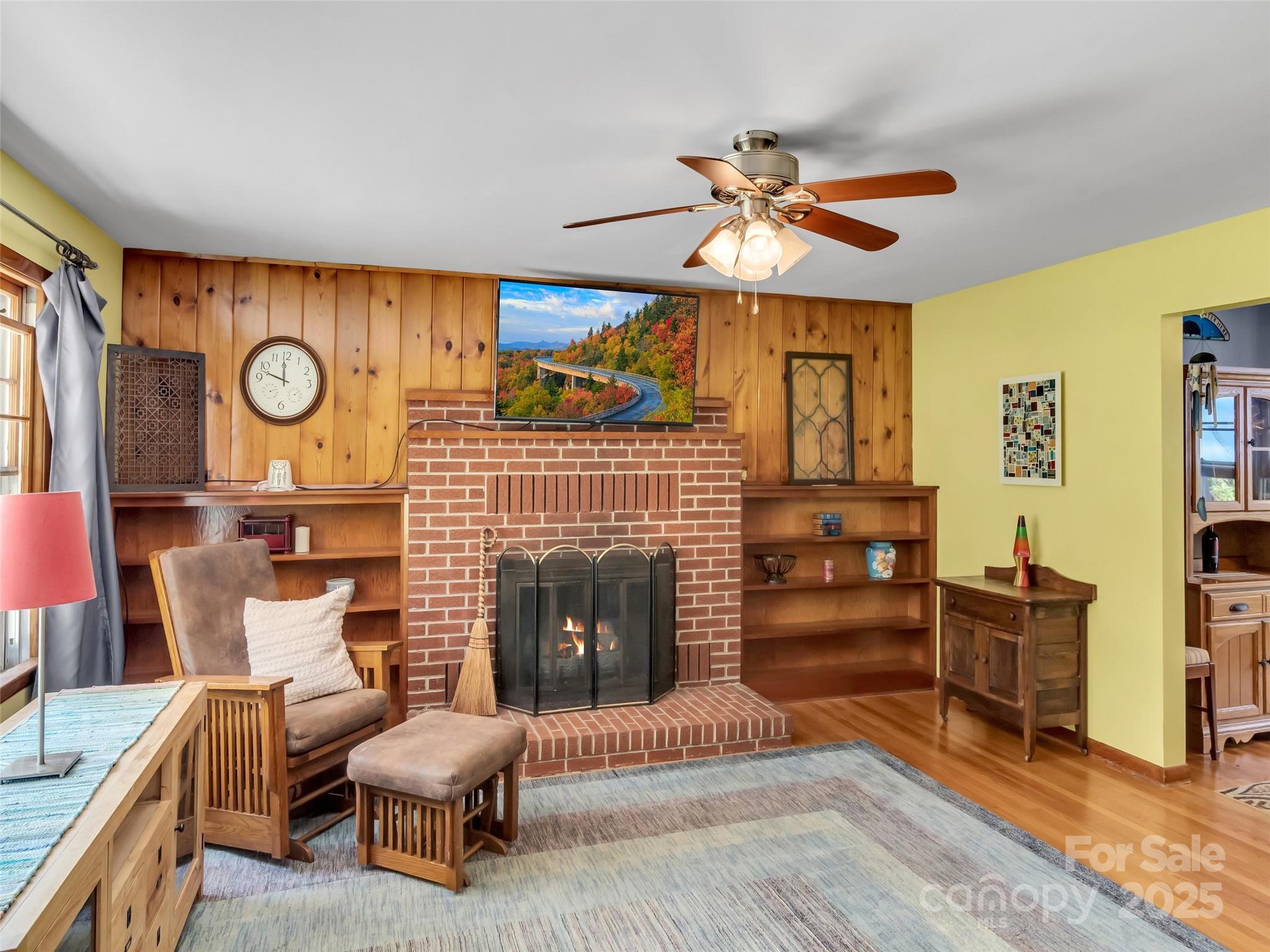 565 Crabtree Mountain Road Canton NC 28716