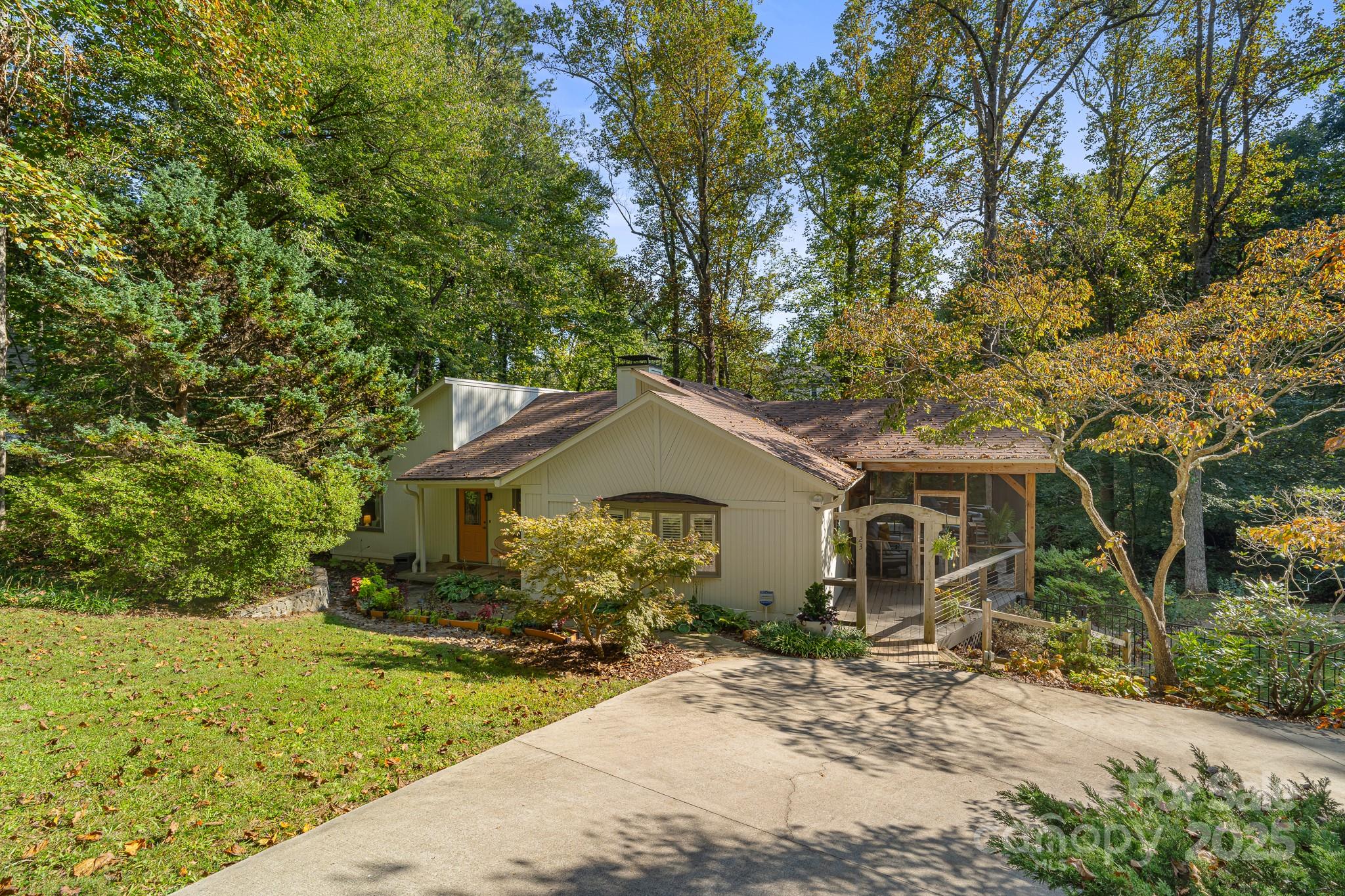 23 Shelby Drive Asheville NC 28803