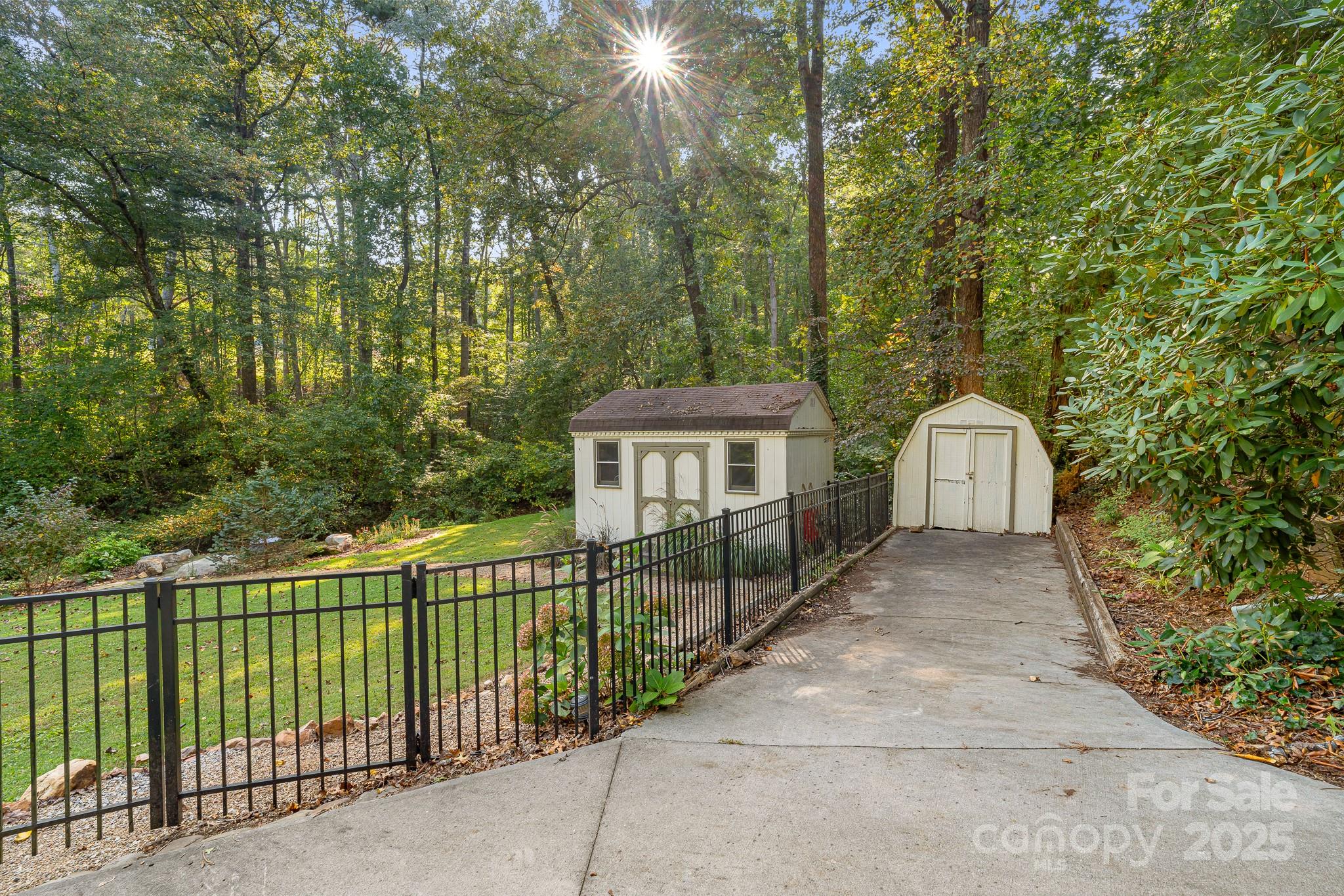 23 Shelby Drive Asheville NC 28803