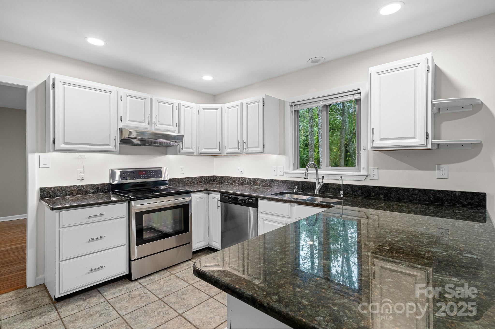 23 Shelby Drive Asheville NC 28803