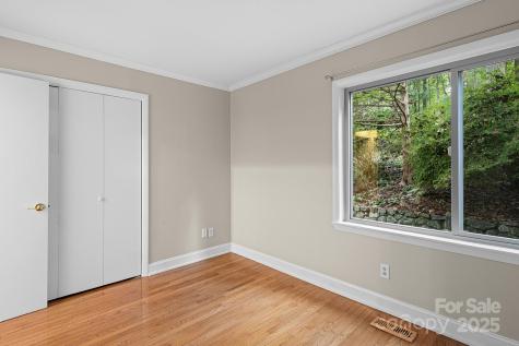 23 Shelby Drive Asheville NC 28803