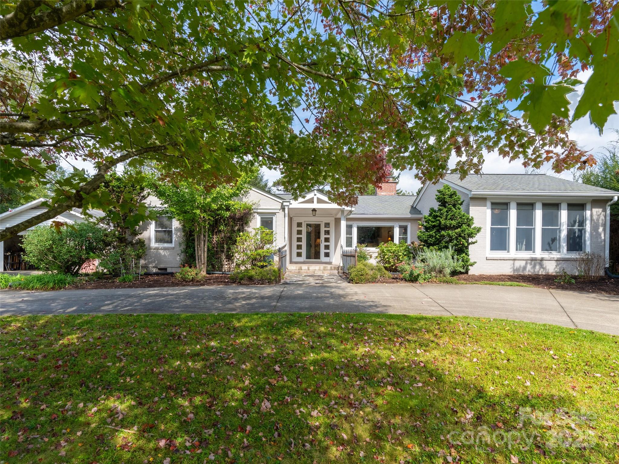 445 Lakeshore Drive Asheville NC 28804