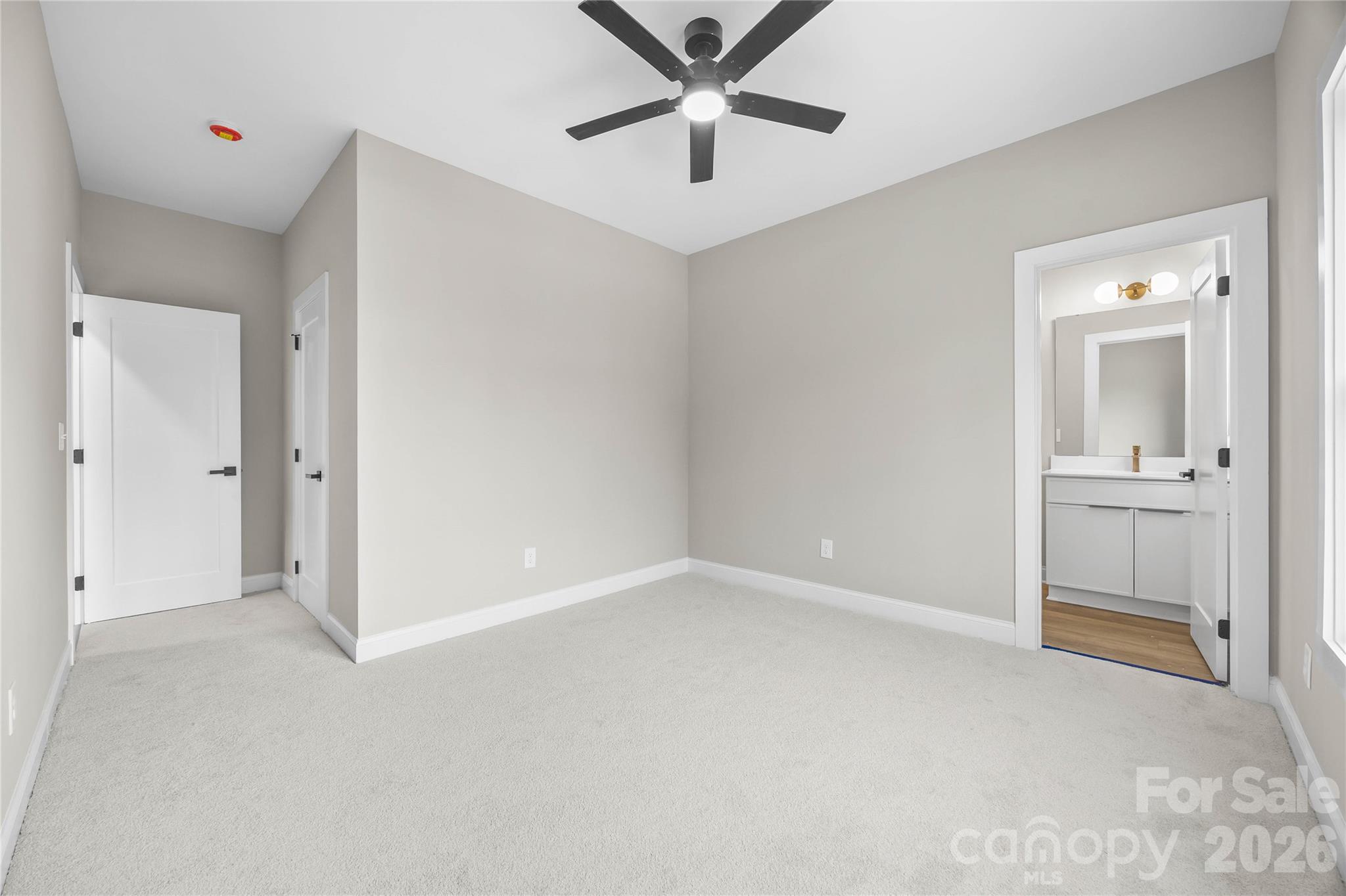401 N Lee Street Mount Holly NC 28120