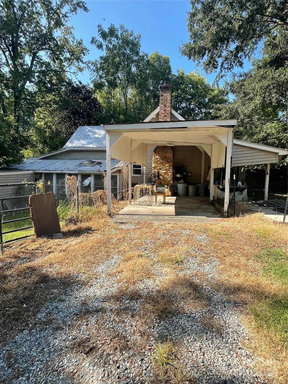 1064 Dairy Road Troy NC 27371
