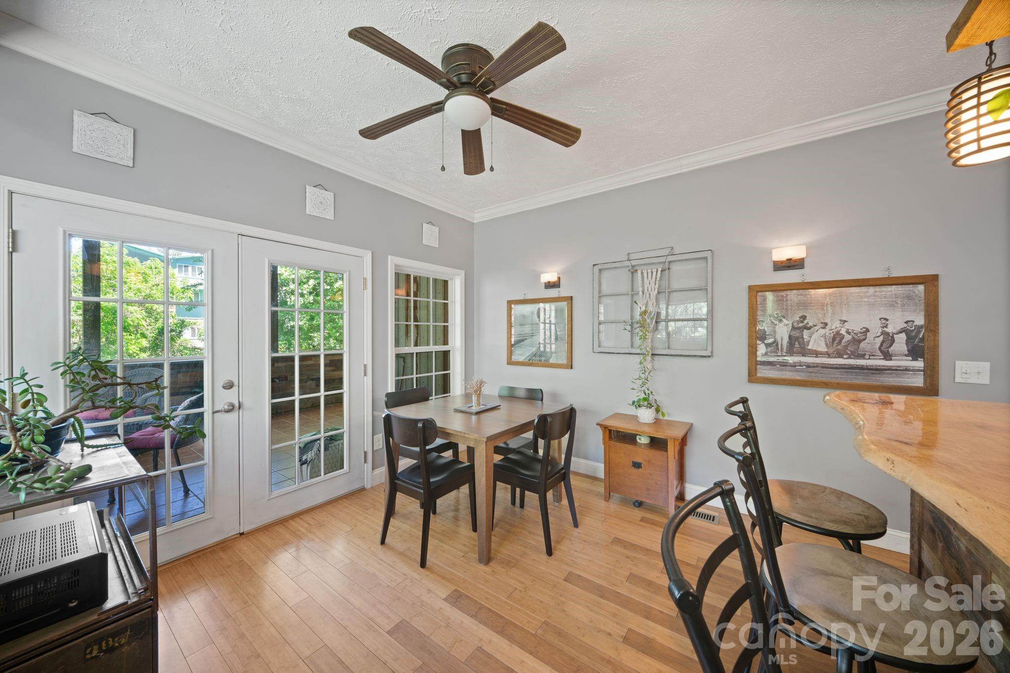 33 Wilmington Street Asheville NC 28806
