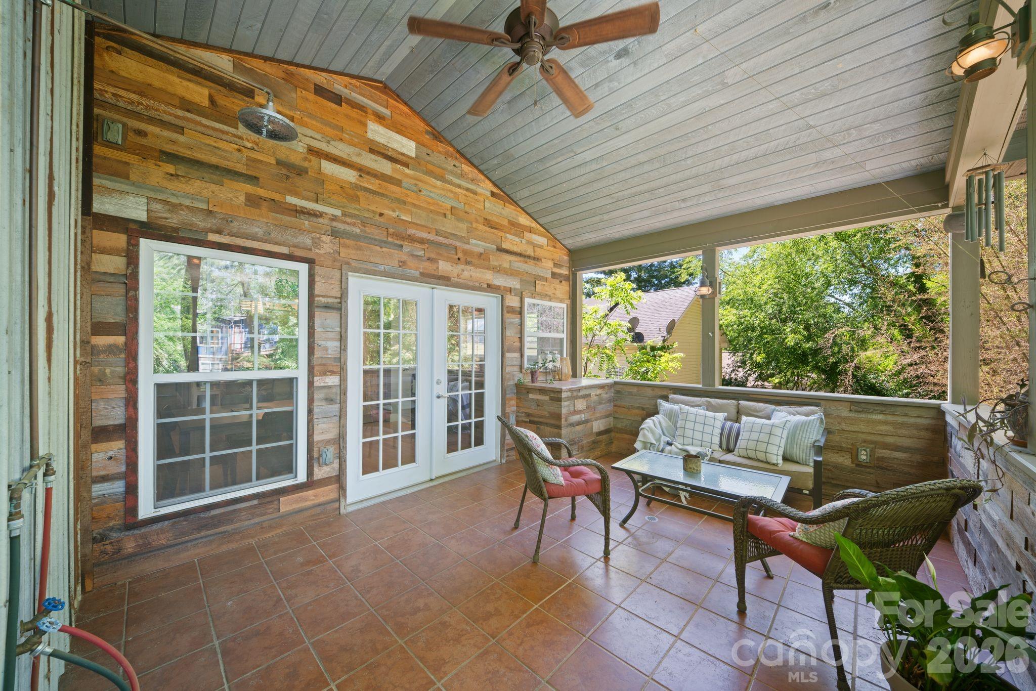 33 Wilmington Street Asheville NC 28806