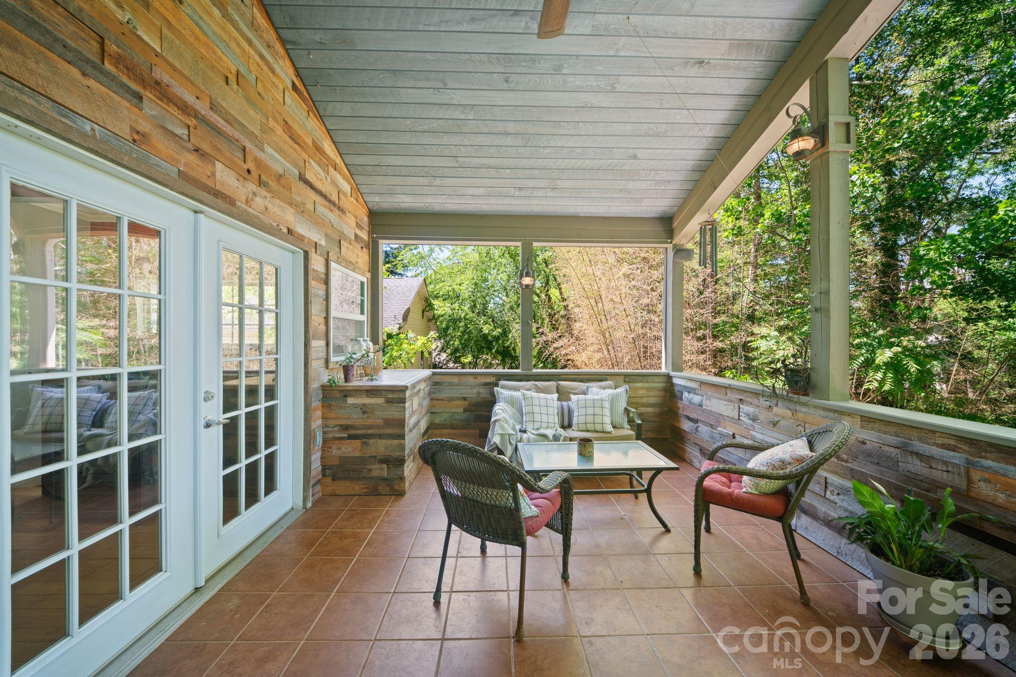 33 Wilmington Street Asheville NC 28806