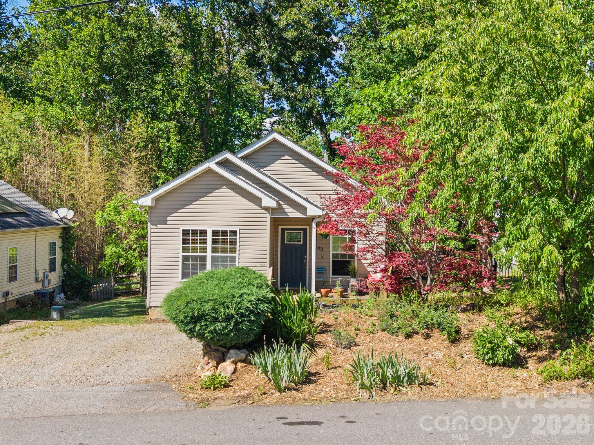 33 Wilmington Street Asheville NC 28806
