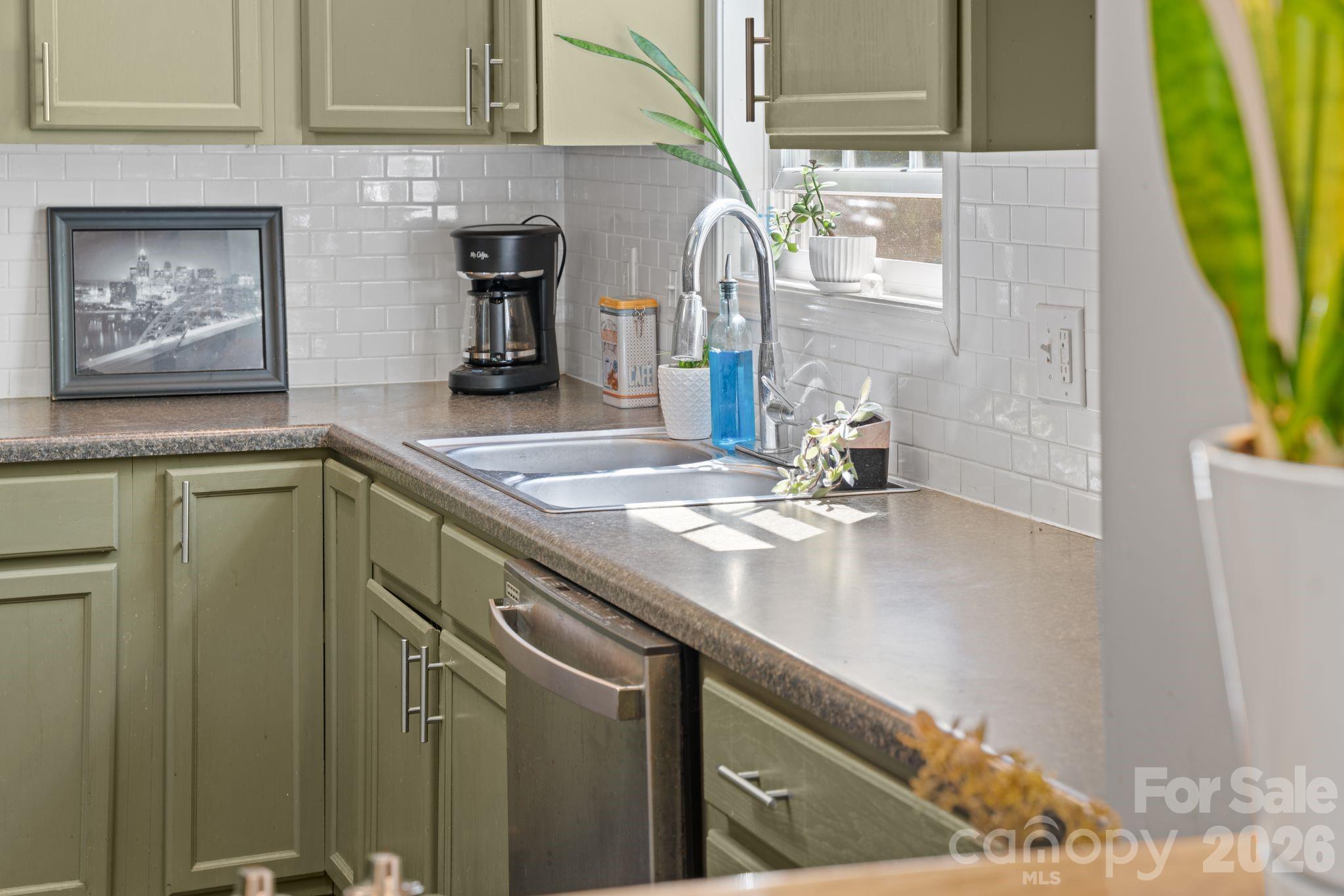 33 Wilmington Street Asheville NC 28806