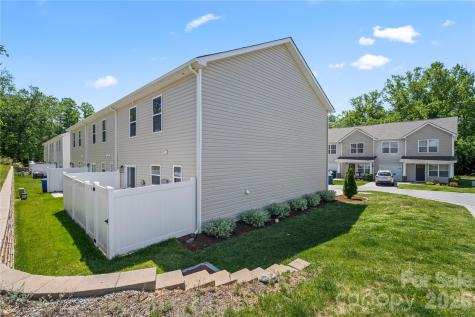 2 Chambers Garden Drive Arden NC 28704