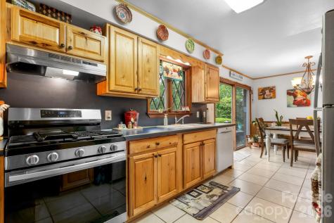 475 Hendren Road Moravian Falls NC 28654