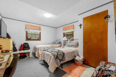 475 Hendren Road Moravian Falls NC 28654