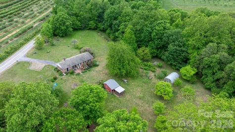 475 Hendren Road Moravian Falls NC 28654