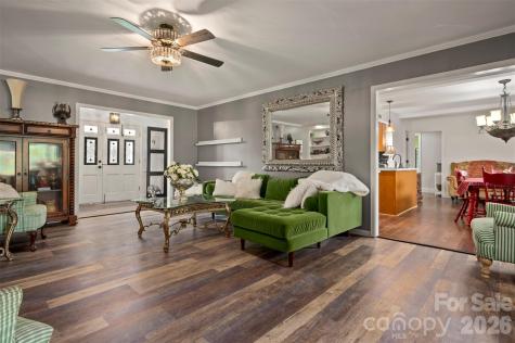 64 Persimmon Hill Drive Columbus NC 28722