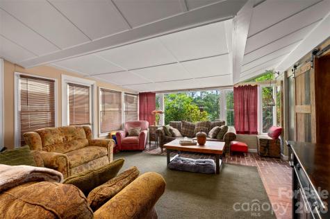 64 Persimmon Hill Drive Columbus NC 28722
