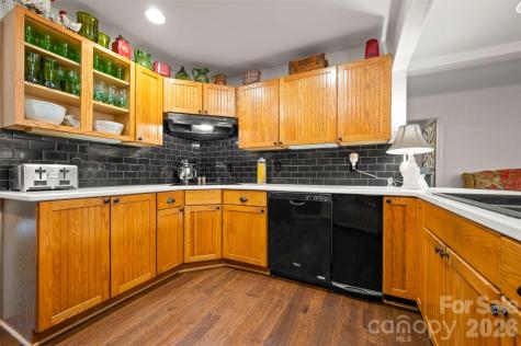 64 Persimmon Hill Drive Columbus NC 28722