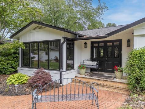 64 Persimmon Hill Drive Columbus NC 28722