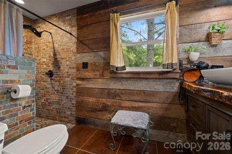 64 Persimmon Hill Drive Columbus NC 28722