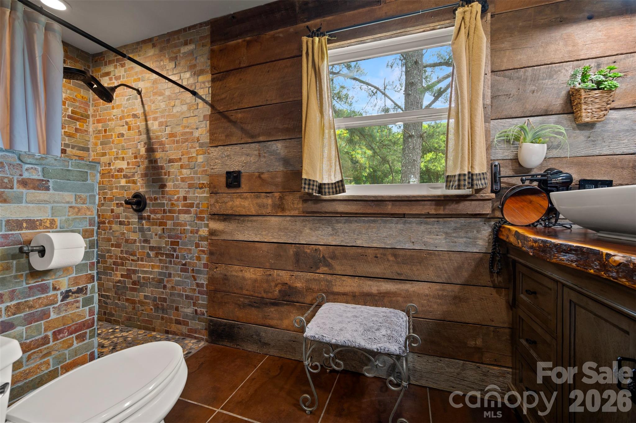 64 Persimmon Hill Drive Columbus NC 28722