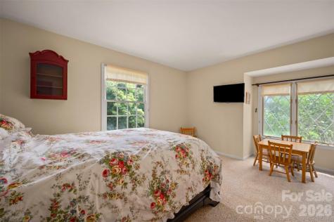 64 Persimmon Hill Drive Columbus NC 28722