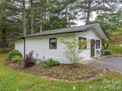 64 Persimmon Hill Drive Columbus NC 28722