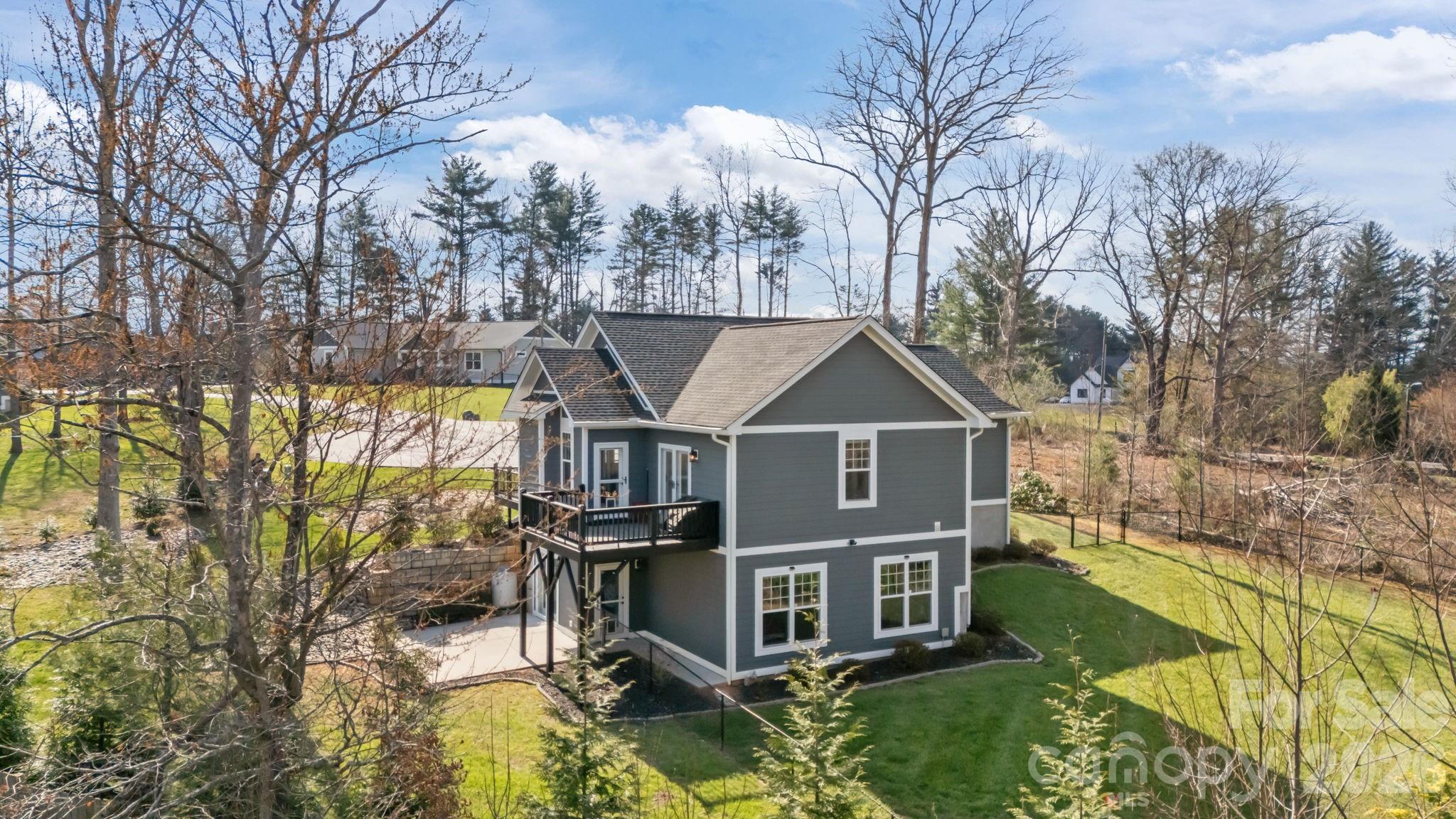 2 Wood Path Lane Arden NC 28704