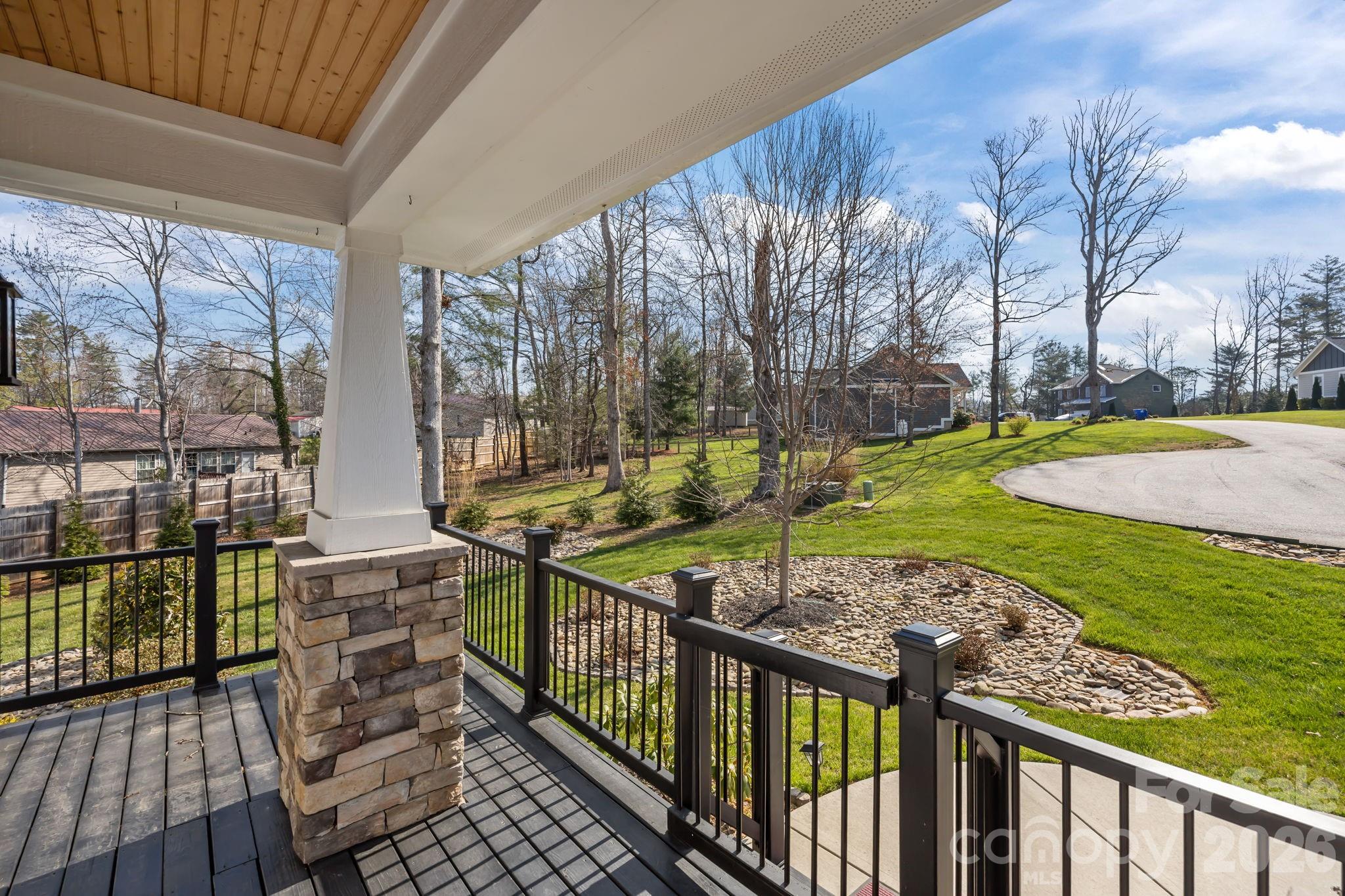 2 Wood Path Lane Arden NC 28704
