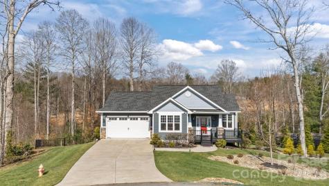 2 Wood Path Lane Arden NC 28704