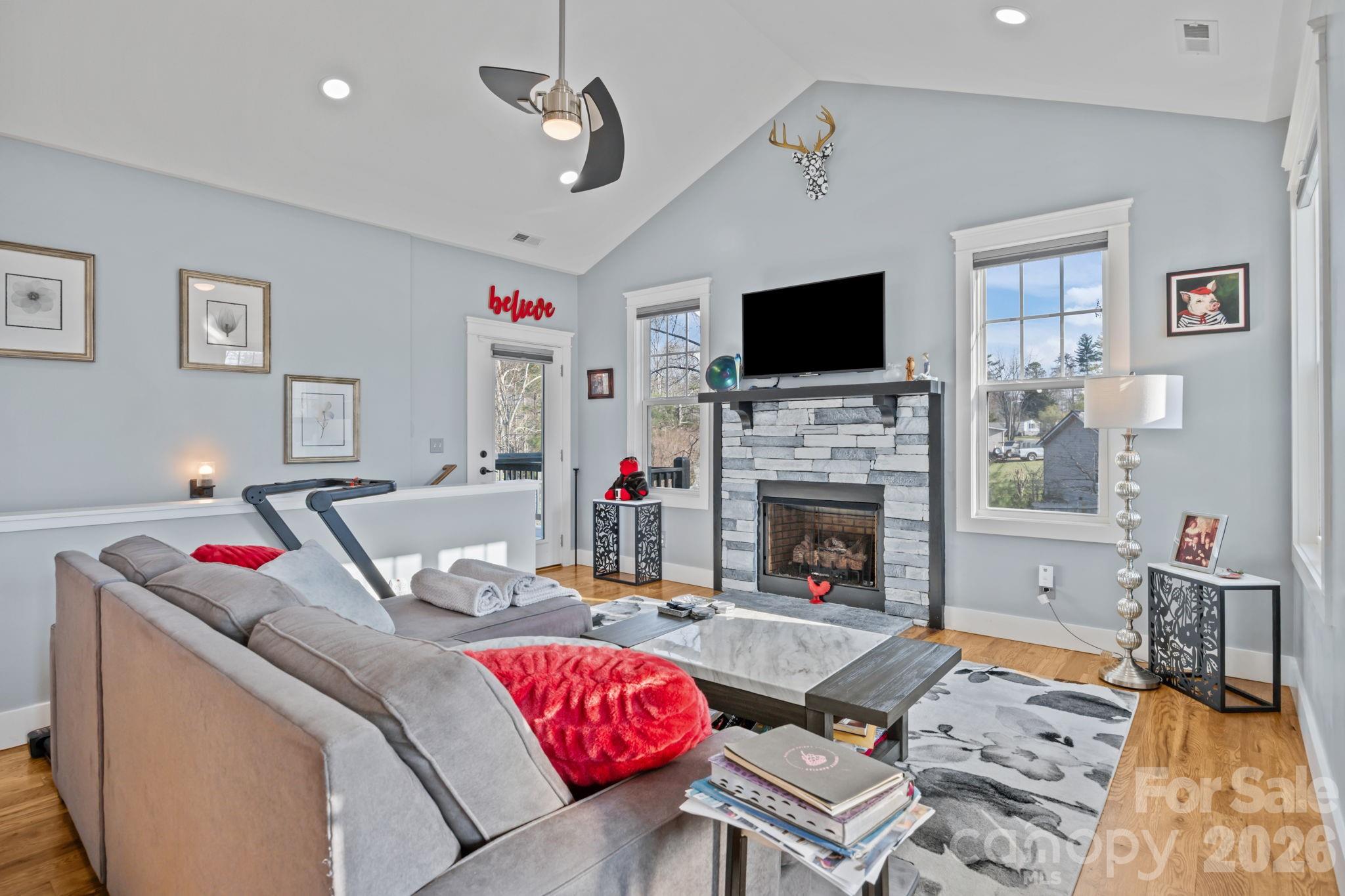 2 Wood Path Lane Arden NC 28704