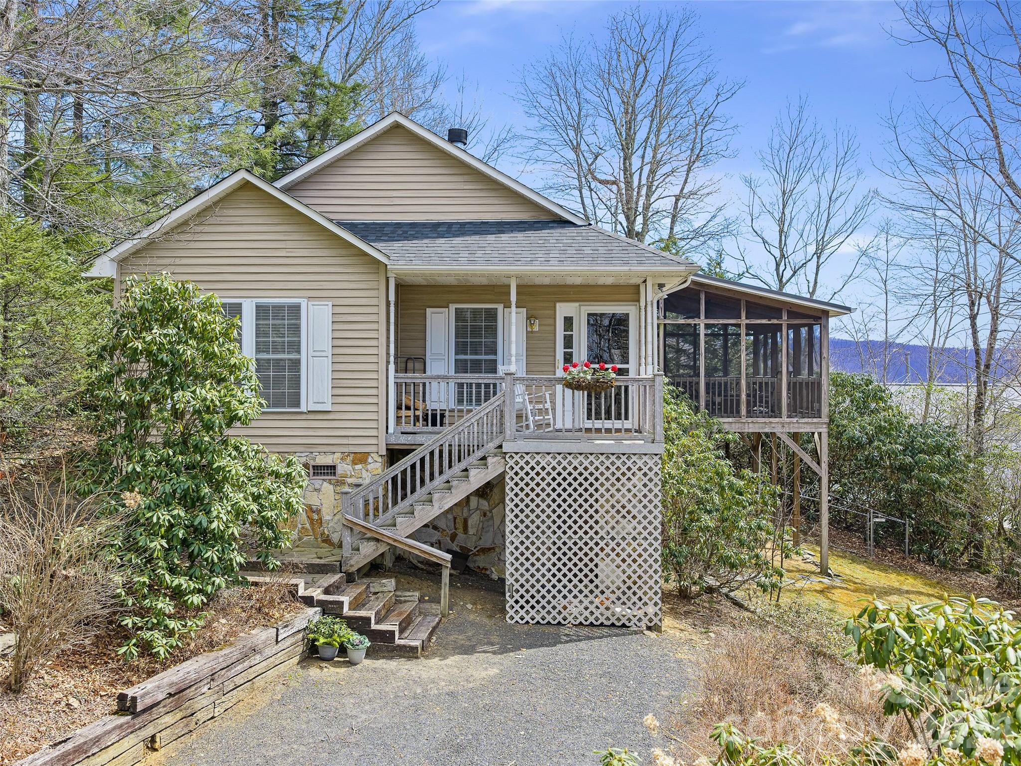 120 Wintergreen Patch Lane Burnsville NC 28714