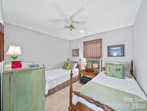 120 Wintergreen Patch Lane Burnsville NC 28714
