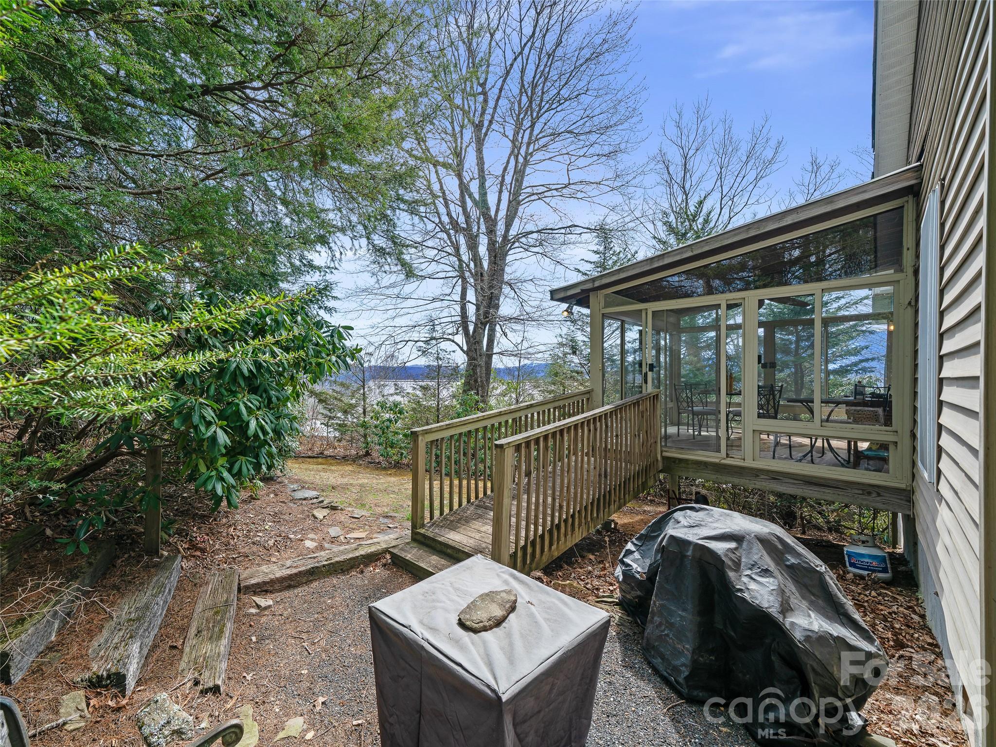 120 Wintergreen Patch Lane Burnsville NC 28714