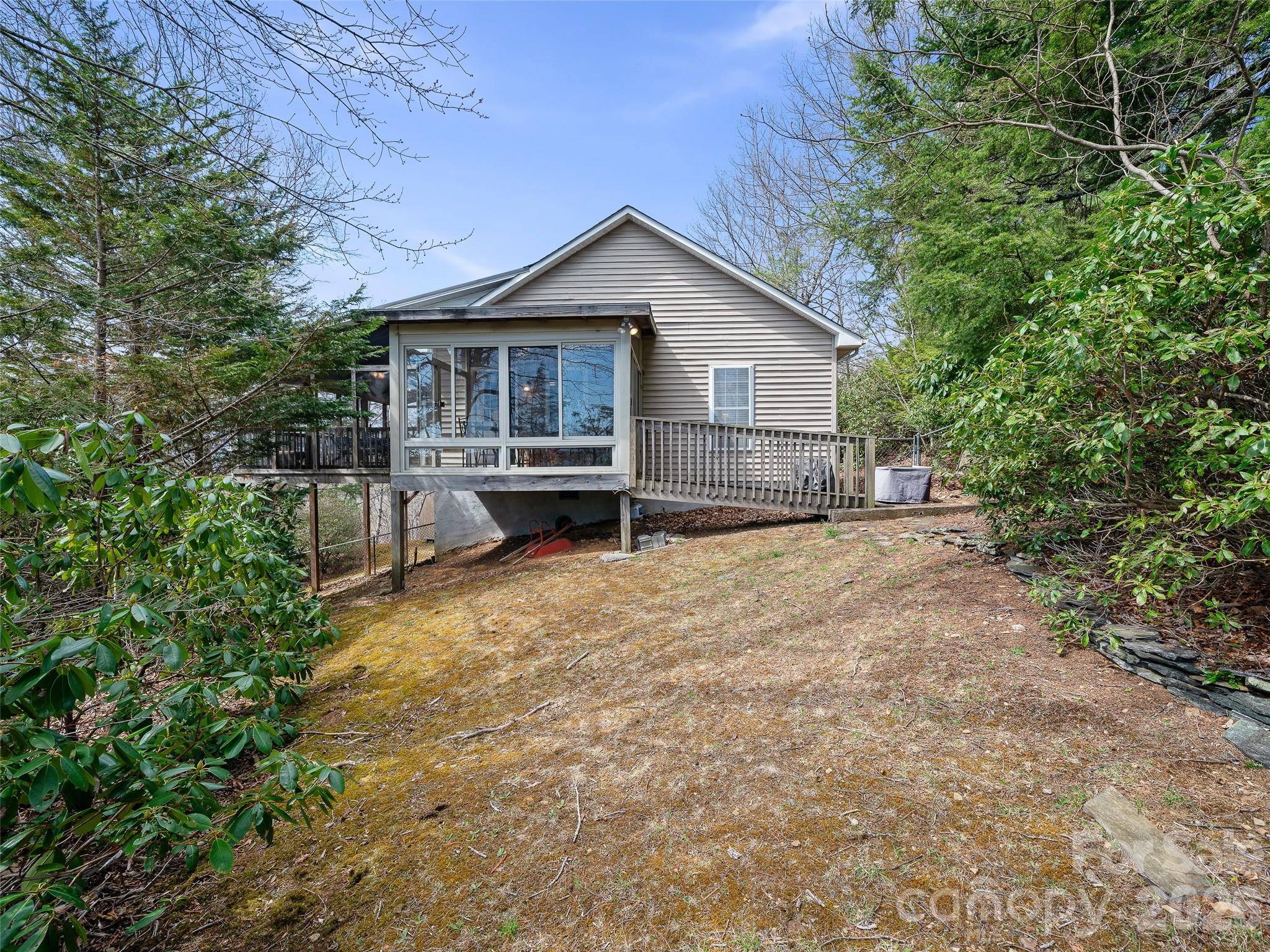 120 Wintergreen Patch Lane Burnsville NC 28714