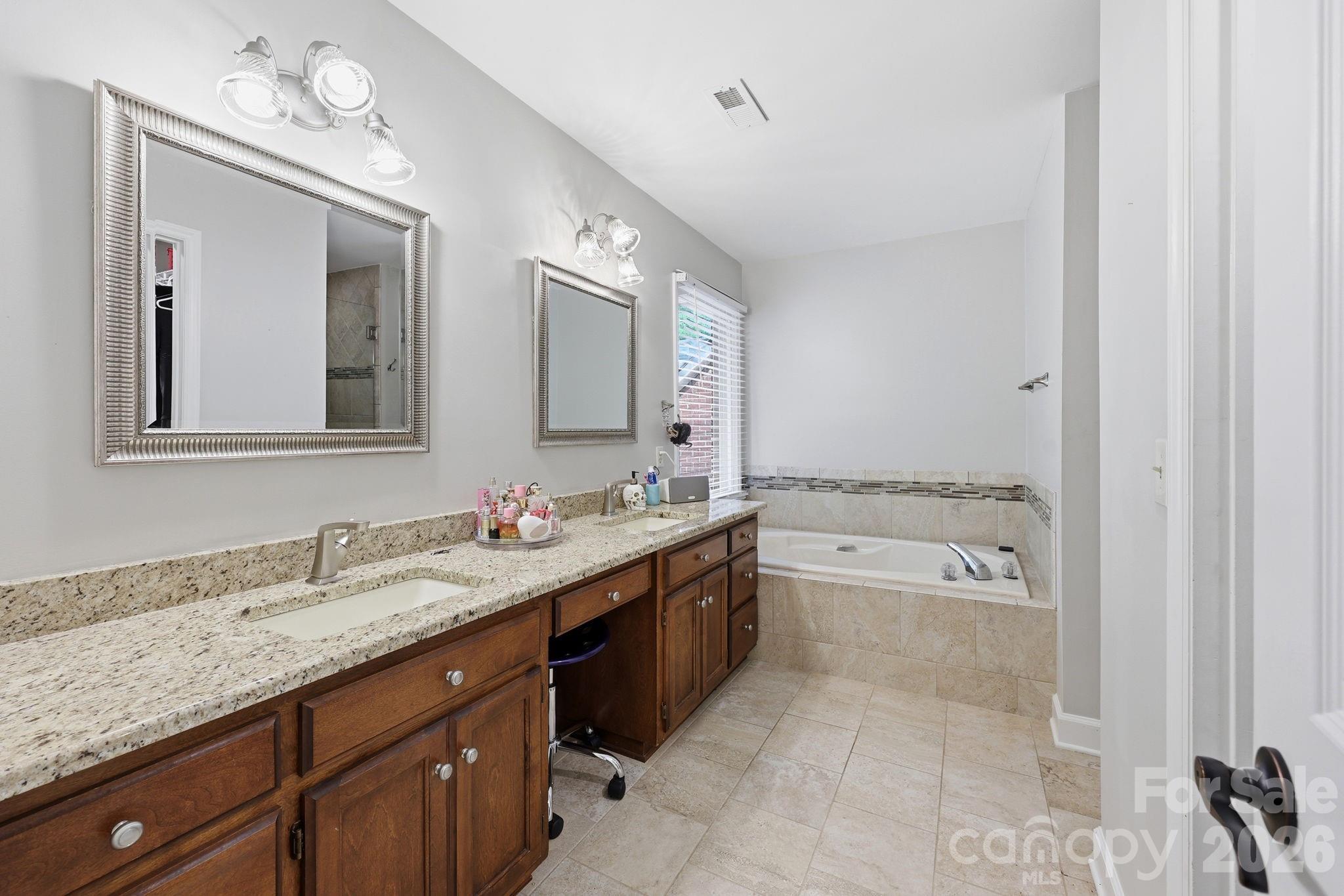 1526 Chadmore Lane NW Concord NC 28027