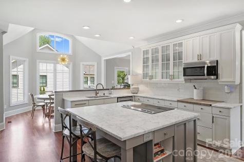237 Hunter Lane Charlotte NC 28211