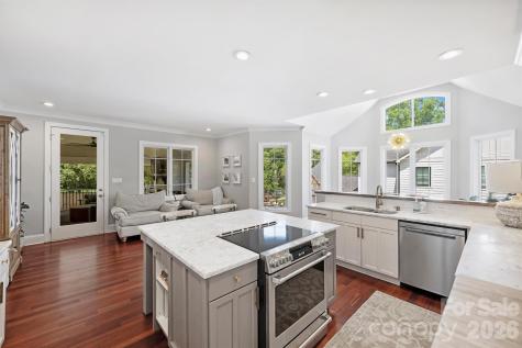 237 Hunter Lane Charlotte NC 28211