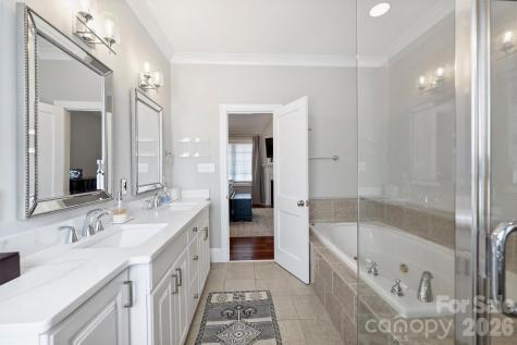 237 Hunter Lane Charlotte NC 28211