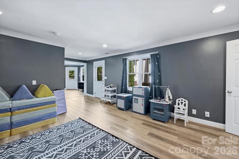 237 Hunter Lane Charlotte NC 28211