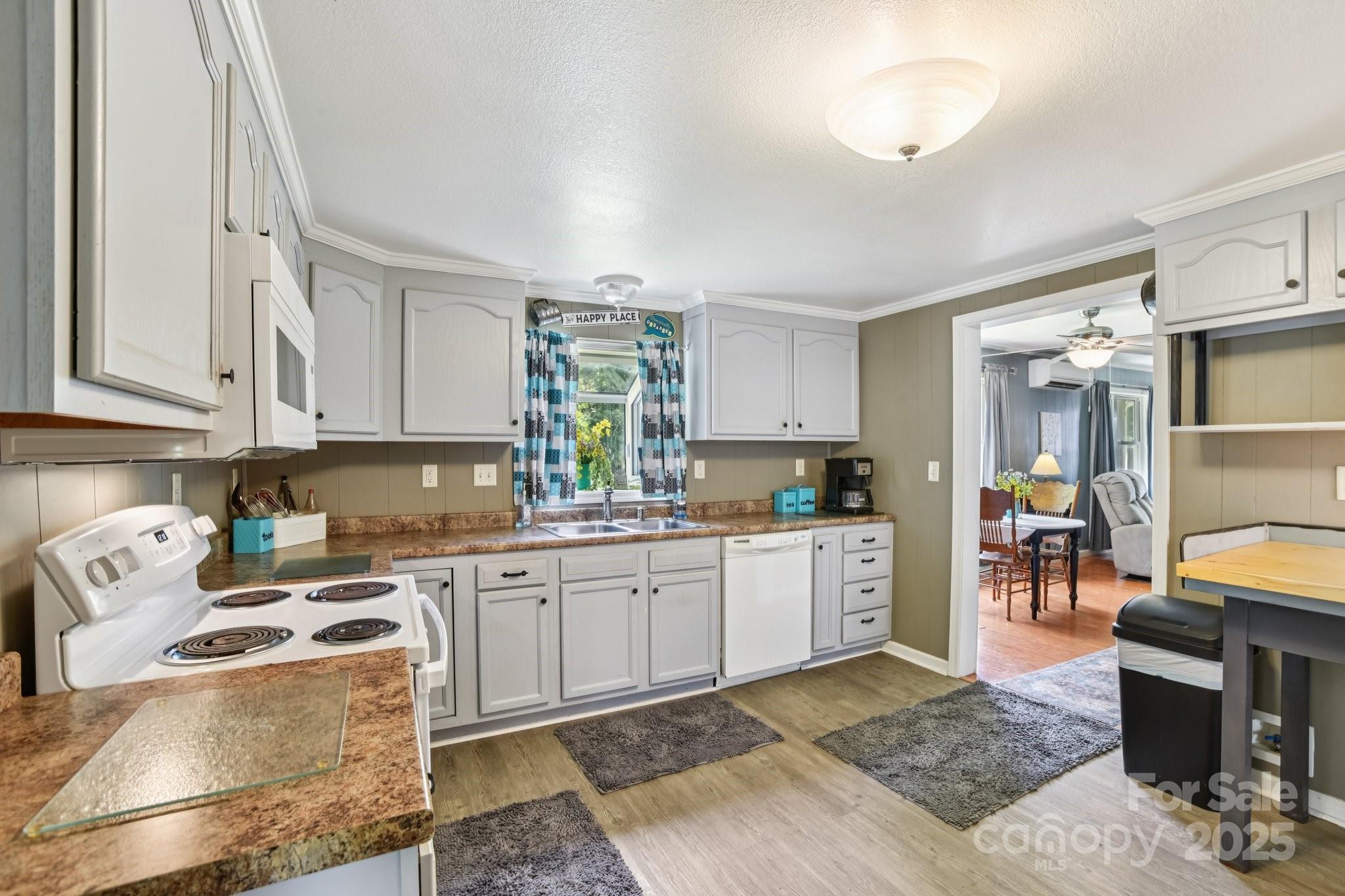 19 Lockman Road Maggie Valley NC 28751